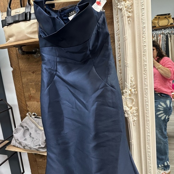 JVN by Jovani Style# JVN04717 Navy Off the Shoulder Mermaid Gown - Size 14 - Picture 7 of 8